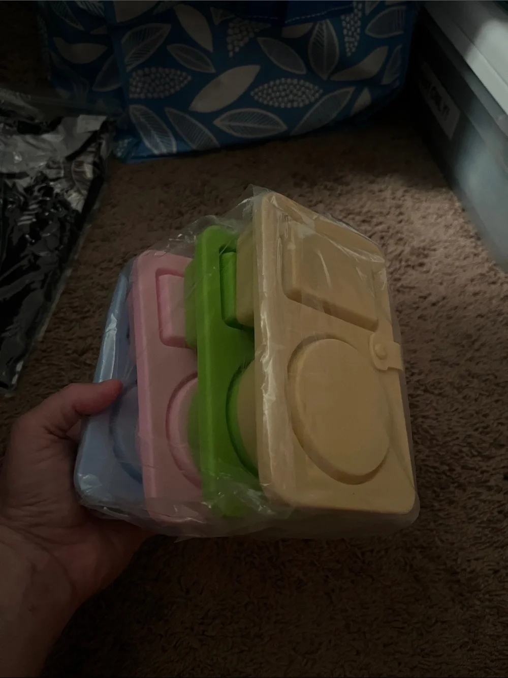 Silicone Snack Trays- (4PCS)